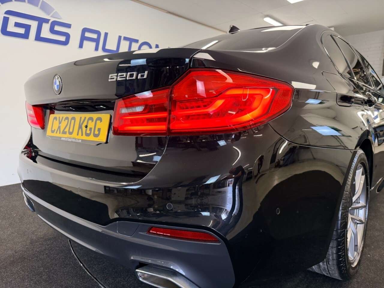 2020 BMW 5 SERIES 2020 BMW 5 SERIES
