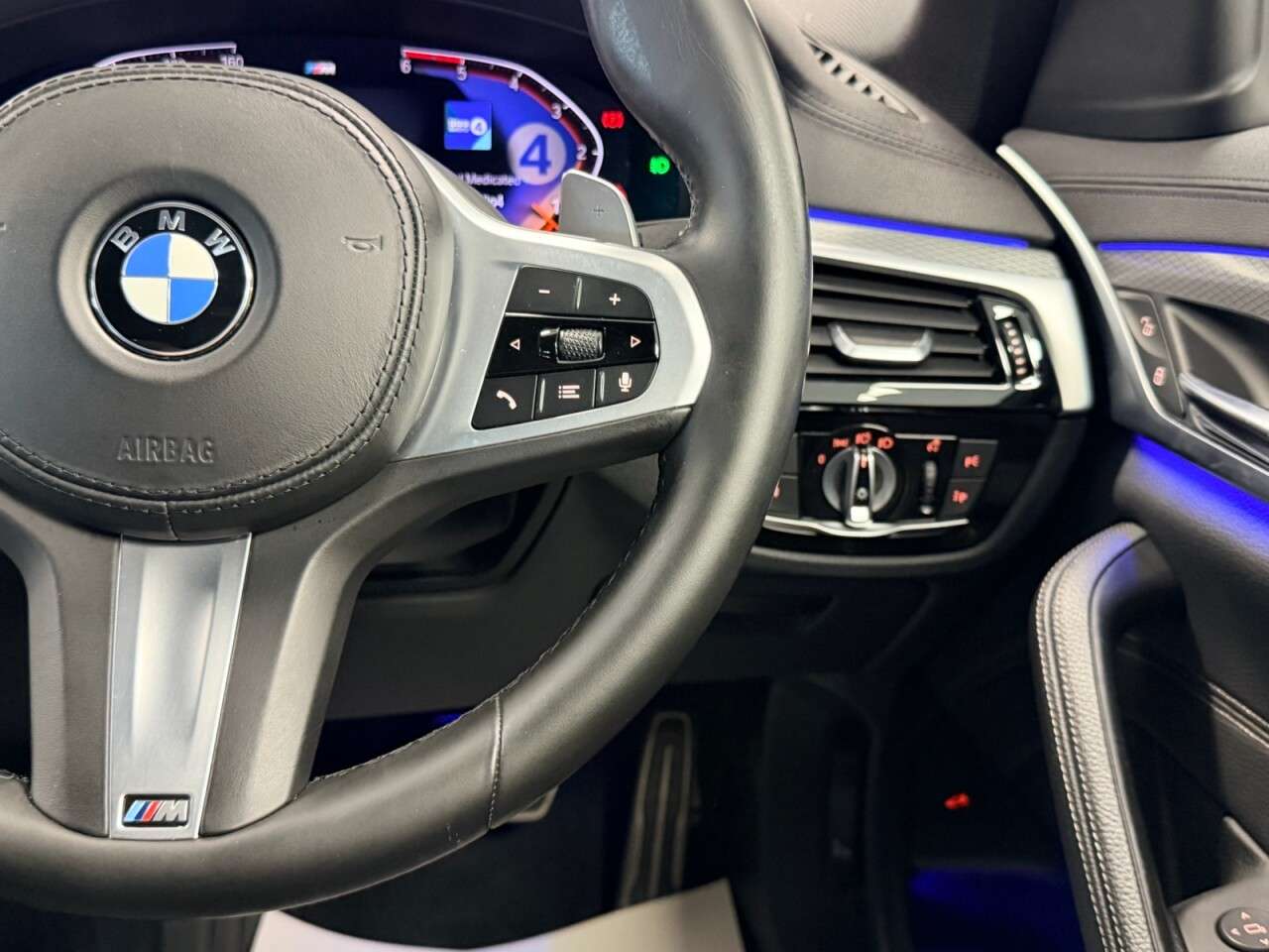 2020 BMW 5 SERIES 2020 BMW 5 SERIES