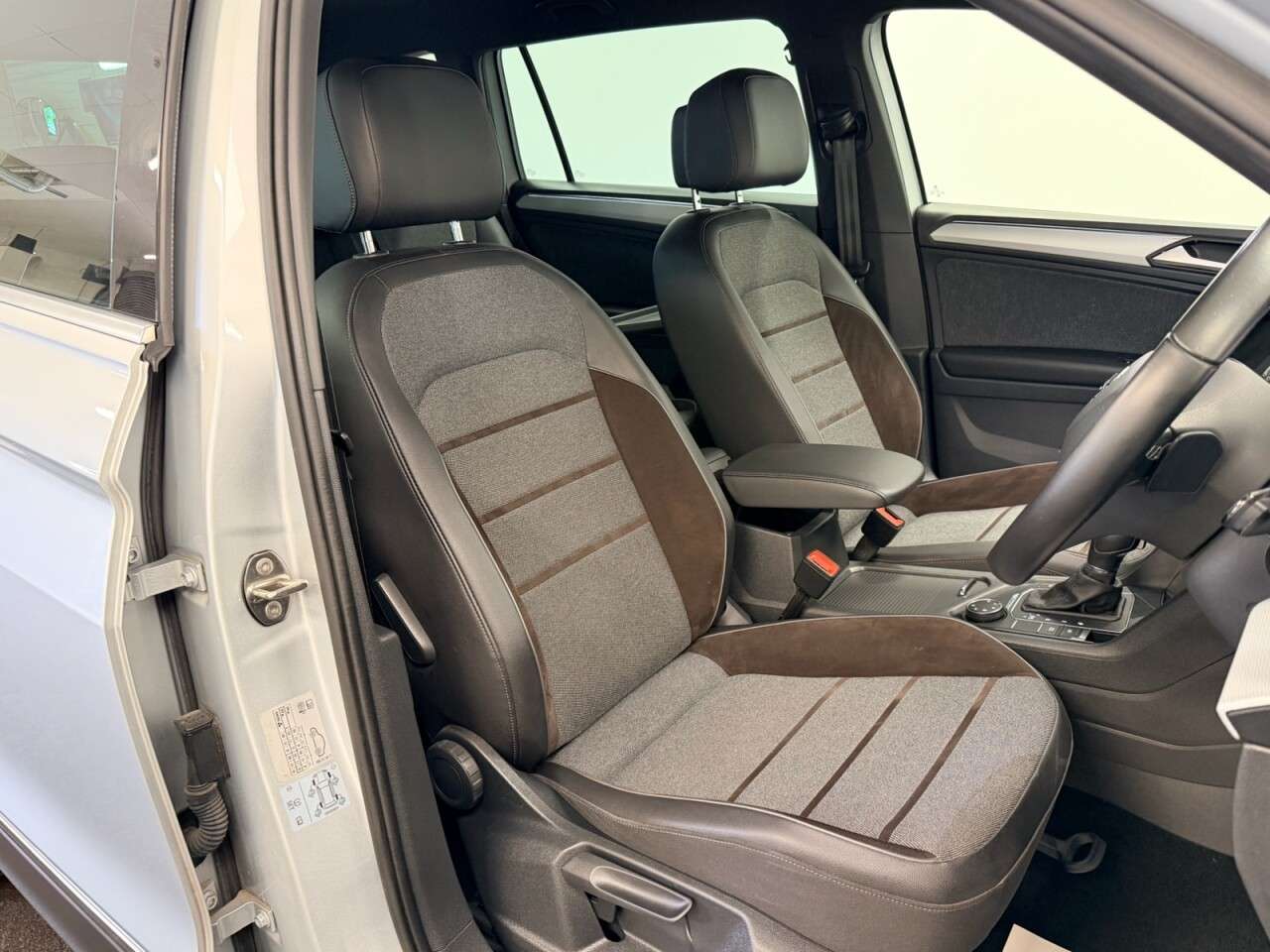 A 2019 SEAT TARRACO 2.0 TSI XCELLENCE DSG AUTO 4DRIVE 4WD 190 BHP + 7 SEATS + SAT NAV + REAR CA A 2019 SEAT TARRACO 2.0 TSI XCELLENCE DSG AUTO 4DRIVE 4WD 190 BHP + 7 SEATS + SAT NAV + REAR CA