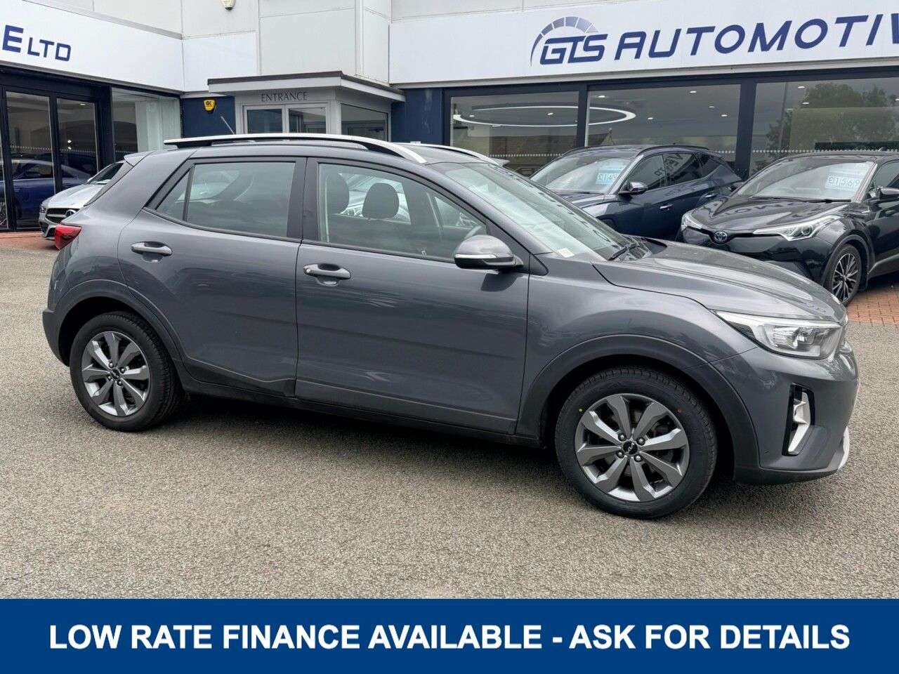 A 2021 KIA STONIC 1.0 T-GDi 2 100 BHP + APPLE CAR PLAY + PARKING SENSORS A 2021 KIA STONIC 1.0 T-GDi 2 100 BHP + APPLE CAR PLAY + PARKING SENSORS