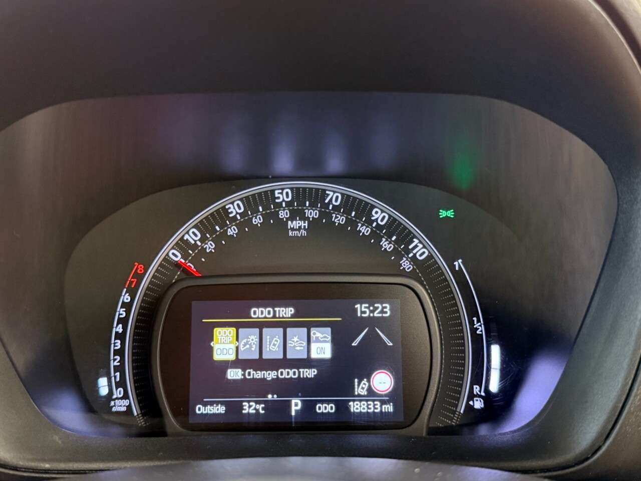 2023 TOYOTA AYGO X 2023 TOYOTA AYGO X