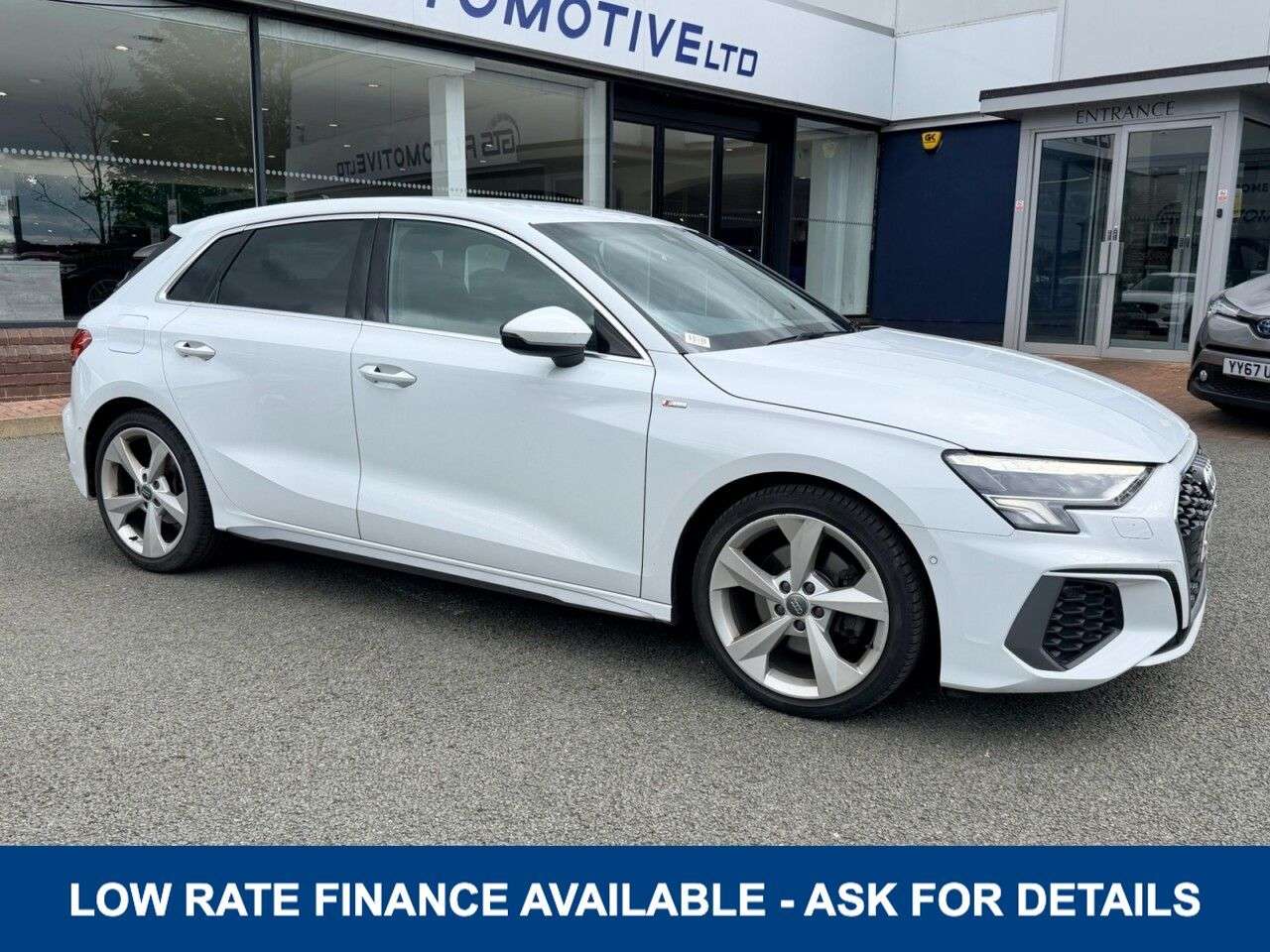 A 2020 AUDI A3 SPORTBACK 1.5 TFSI 35 S-LINE FIVE DOOR 150 BHP + SAT NAV + HEATED LEATHER + A 2020 AUDI A3 SPORTBACK 1.5 TFSI 35 S-LINE FIVE DOOR 150 BHP + SAT NAV + HEATED LEATHER +