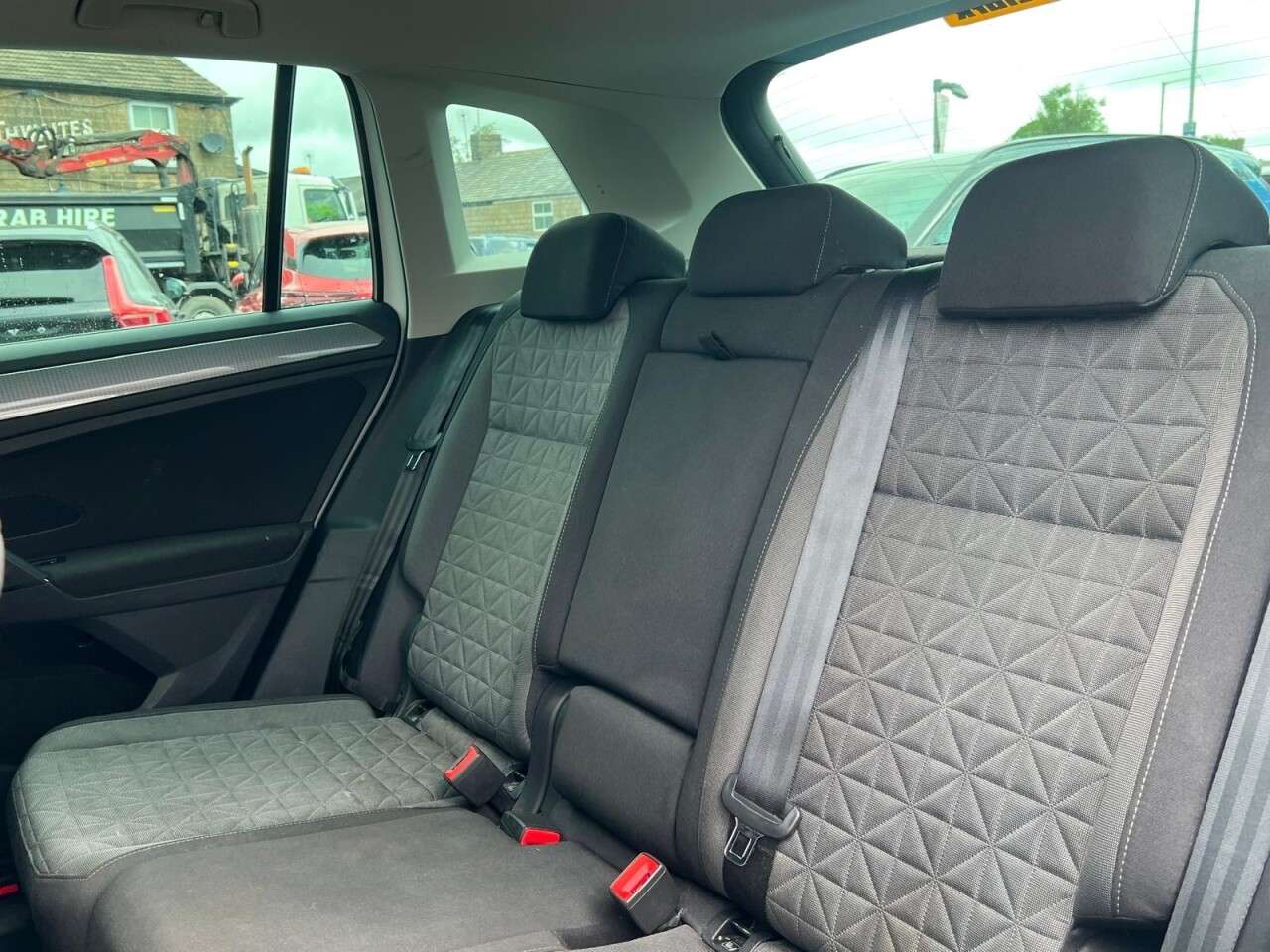 2021 VOLKSWAGEN TIGUAN 2021 VOLKSWAGEN TIGUAN