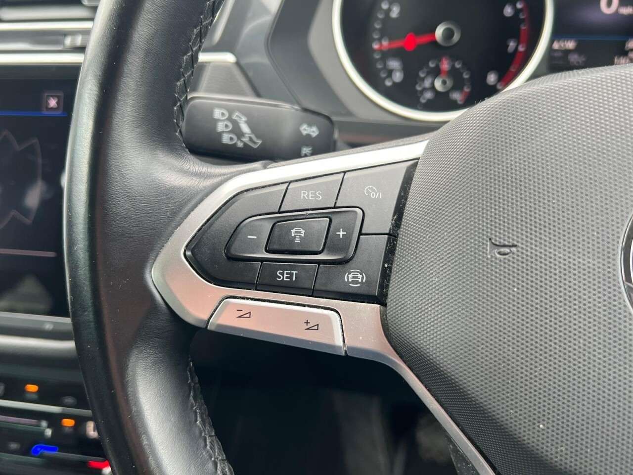 2021 VOLKSWAGEN TIGUAN 2021 VOLKSWAGEN TIGUAN