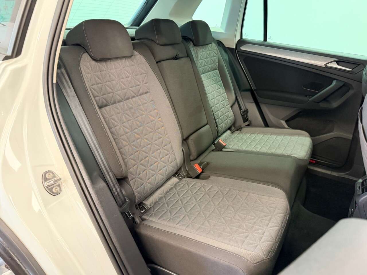 2021 VOLKSWAGEN TIGUAN 2021 VOLKSWAGEN TIGUAN