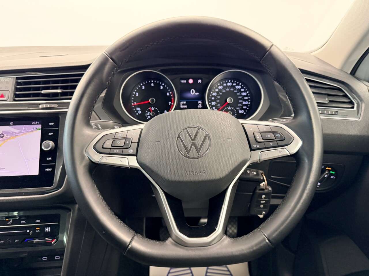2021 VOLKSWAGEN TIGUAN 2021 VOLKSWAGEN TIGUAN