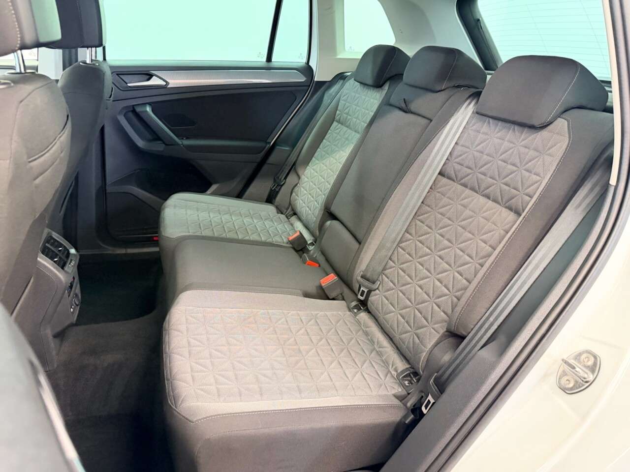 2021 VOLKSWAGEN TIGUAN 2021 VOLKSWAGEN TIGUAN
