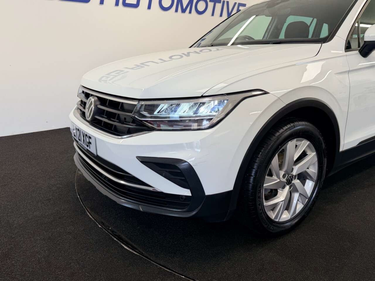 2021 VOLKSWAGEN TIGUAN 2021 VOLKSWAGEN TIGUAN