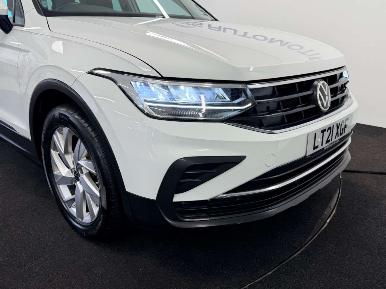 2021 VOLKSWAGEN TIGUAN 2021 VOLKSWAGEN TIGUAN