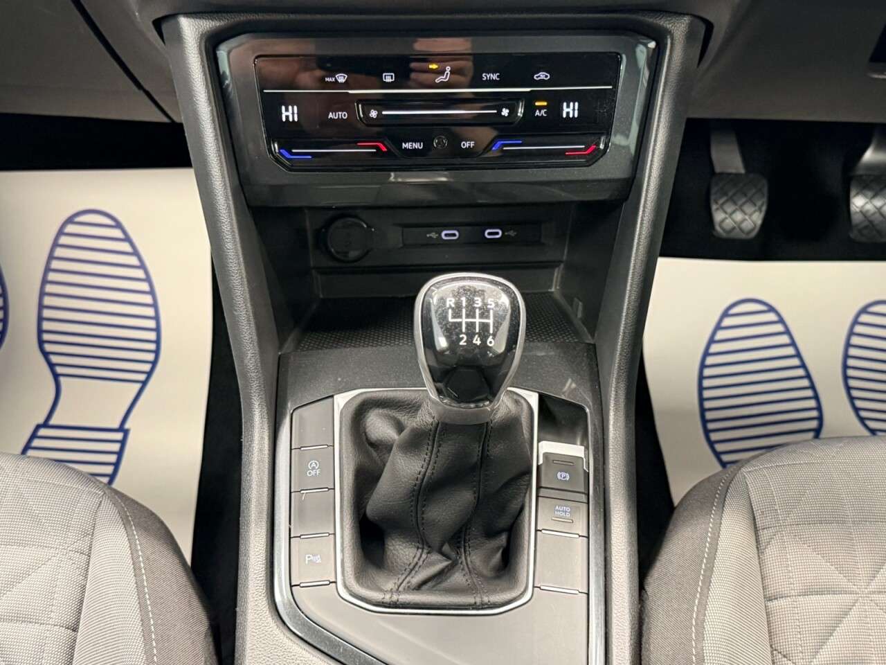 2021 VOLKSWAGEN TIGUAN 2021 VOLKSWAGEN TIGUAN