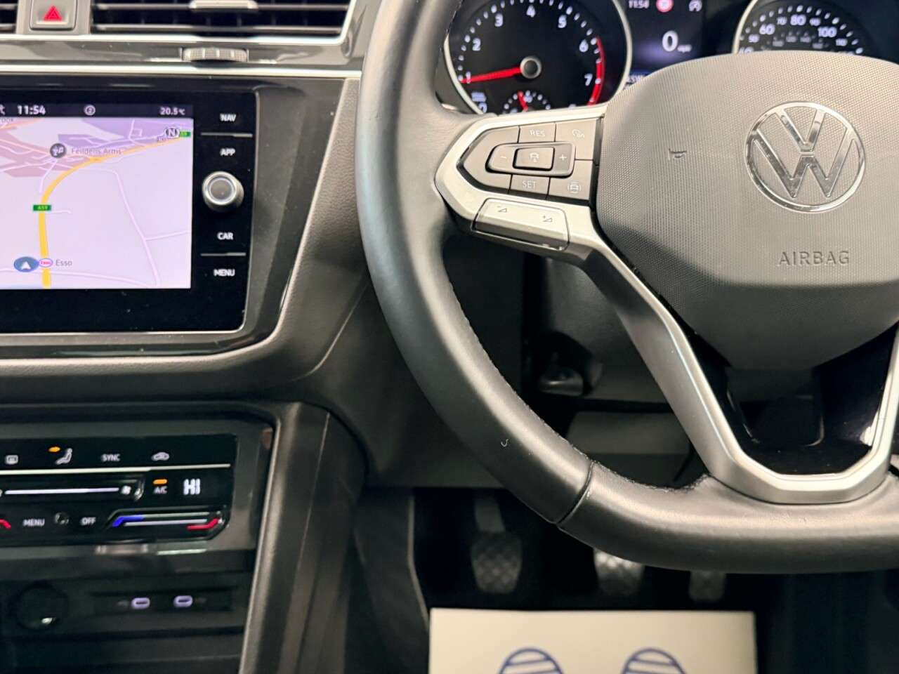 2021 VOLKSWAGEN TIGUAN 2021 VOLKSWAGEN TIGUAN