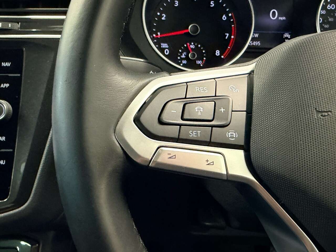 2021 VOLKSWAGEN TIGUAN 2021 VOLKSWAGEN TIGUAN