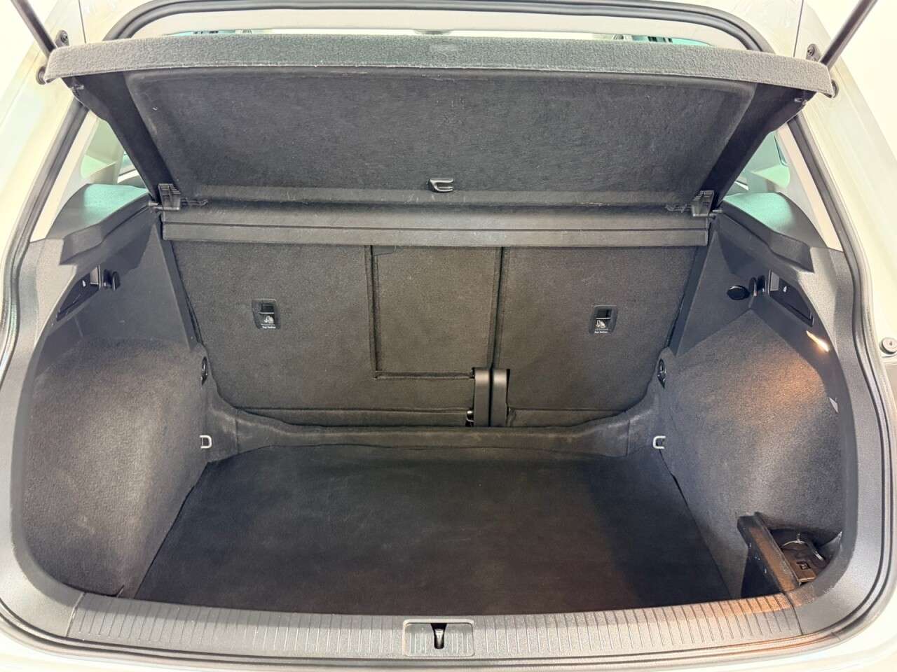 2021 VOLKSWAGEN TIGUAN 2021 VOLKSWAGEN TIGUAN