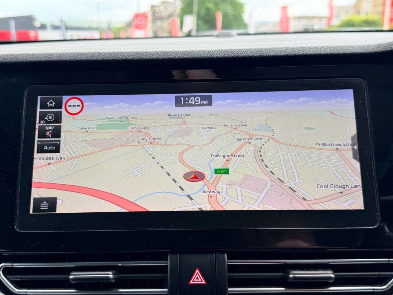 A 2019 KIA NIRO 1.6 GDi 3 HYBRID DCT AUTO 140 BHP + SAT NAV + HEATED LEATHER A 2019 KIA NIRO 1.6 GDi 3 HYBRID DCT AUTO 140 BHP + SAT NAV + HEATED LEATHER
