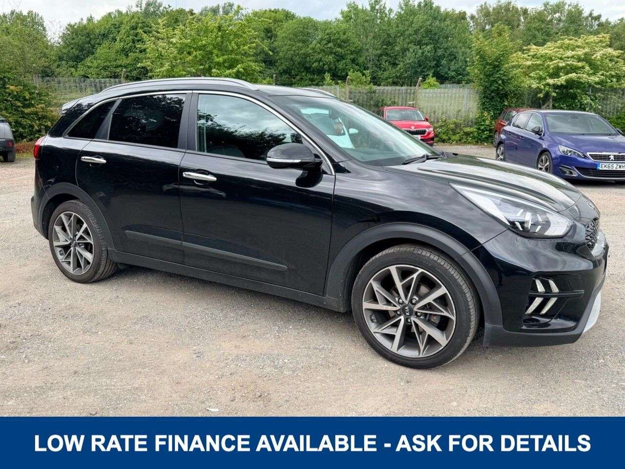 A 2019 KIA NIRO 1.6 GDi 3 HYBRID DCT AUTO 140 BHP + SAT NAV + HEATED LEATHER A 2019 KIA NIRO 1.6 GDi 3 HYBRID DCT AUTO 140 BHP + SAT NAV + HEATED LEATHER