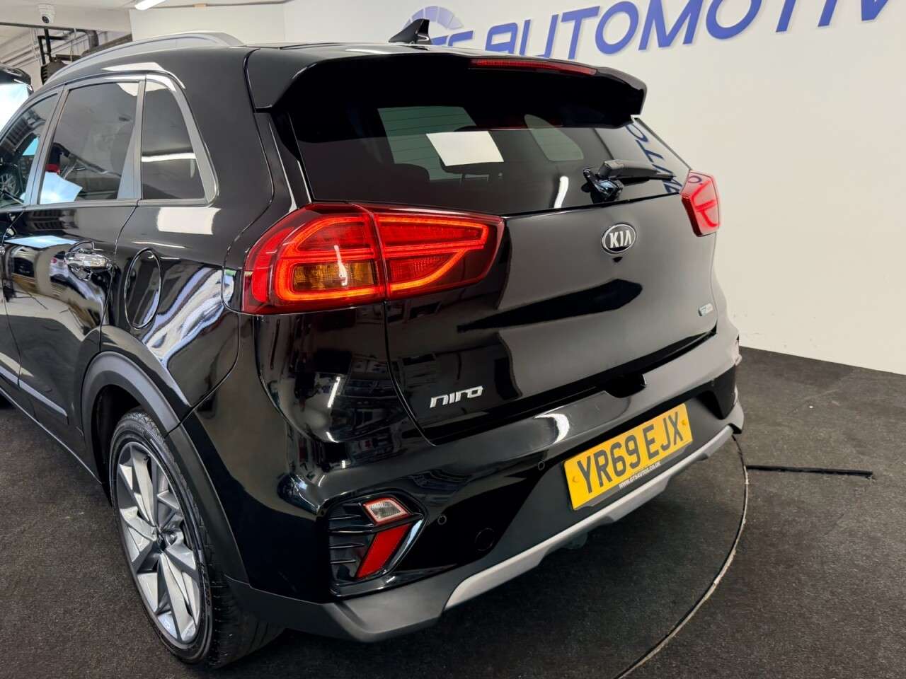 2019 KIA NIRO 2019 KIA NIRO