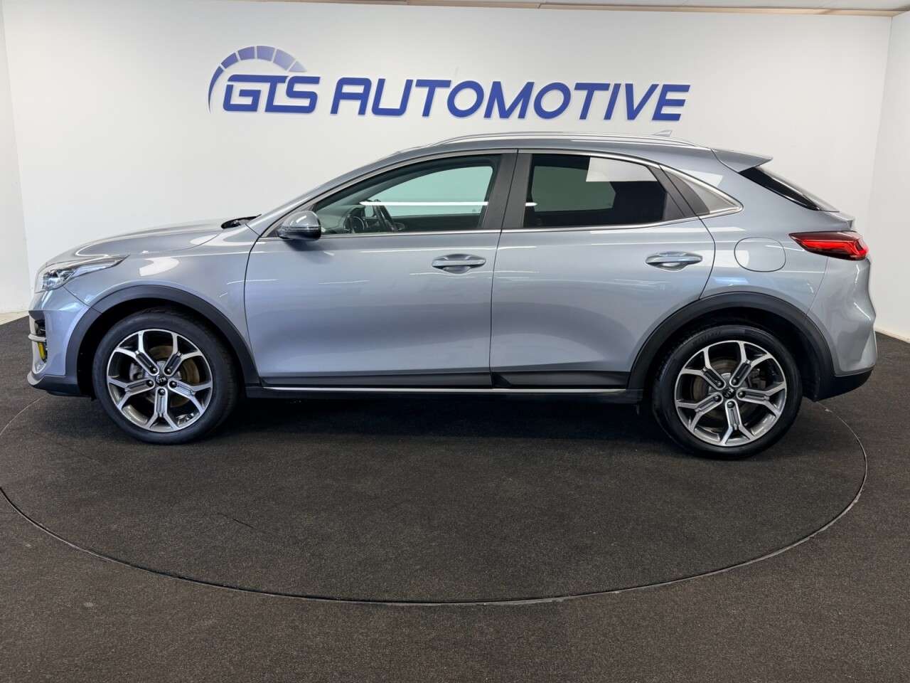 2020 KIA XCEED 2020 KIA XCEED