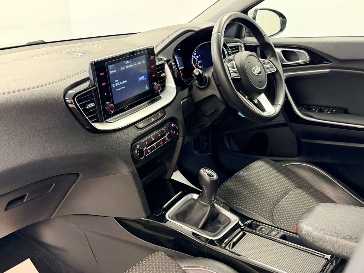 2020 KIA XCEED 2020 KIA XCEED