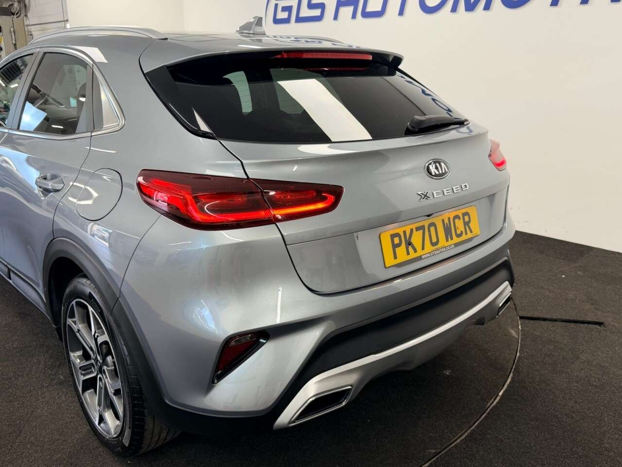 2020 KIA XCEED 2020 KIA XCEED
