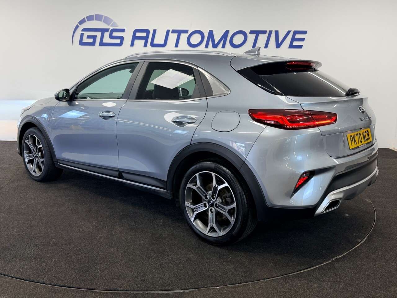 2020 KIA XCEED 2020 KIA XCEED