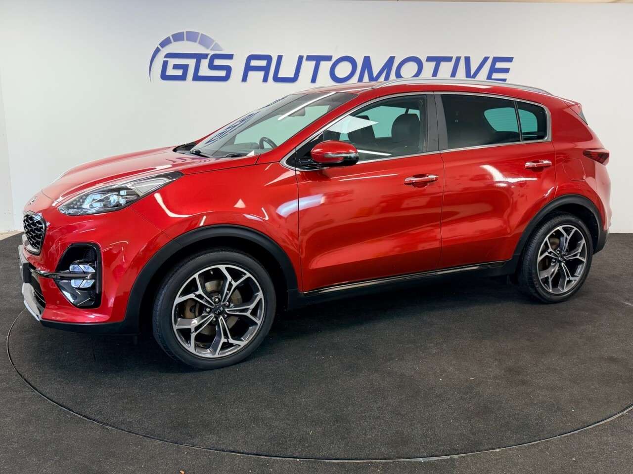 A 2019 KIA SPORTAGE 1.6 T-GDi GT-LINE 175 BHP + SAT NAV + HEATED LEATHER SIX MONTH WARRANTY JUN A 2019 KIA SPORTAGE 1.6 T-GDi GT-LINE 175 BHP + SAT NAV + HEATED LEATHER SIX MONTH WARRANTY JUN