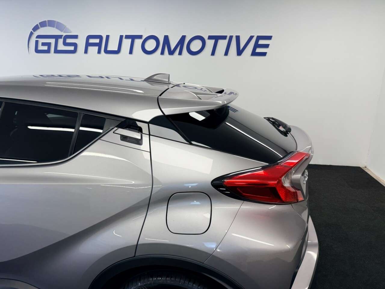 2018 TOYOTA C-HR 2018 TOYOTA C-HR