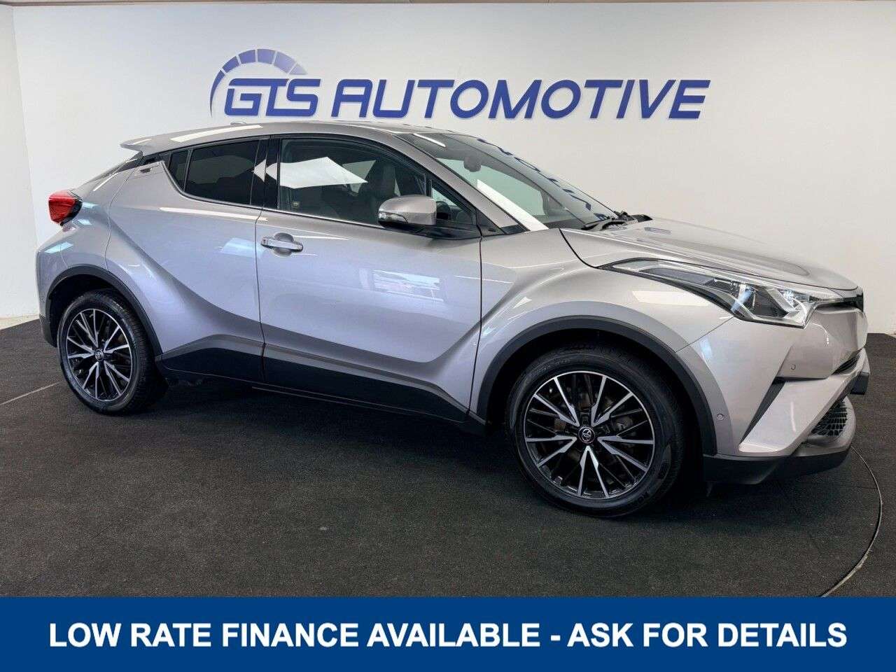 A 2018 TOYOTA C-HR 1.2 VVT-i EXCEL 115 BHP + SAT NAV + REAR CAMERA + HEATED SEATS SIX MONTH WA A 2018 TOYOTA C-HR 1.2 VVT-i EXCEL 115 BHP + SAT NAV + REAR CAMERA + HEATED SEATS SIX MONTH WA
