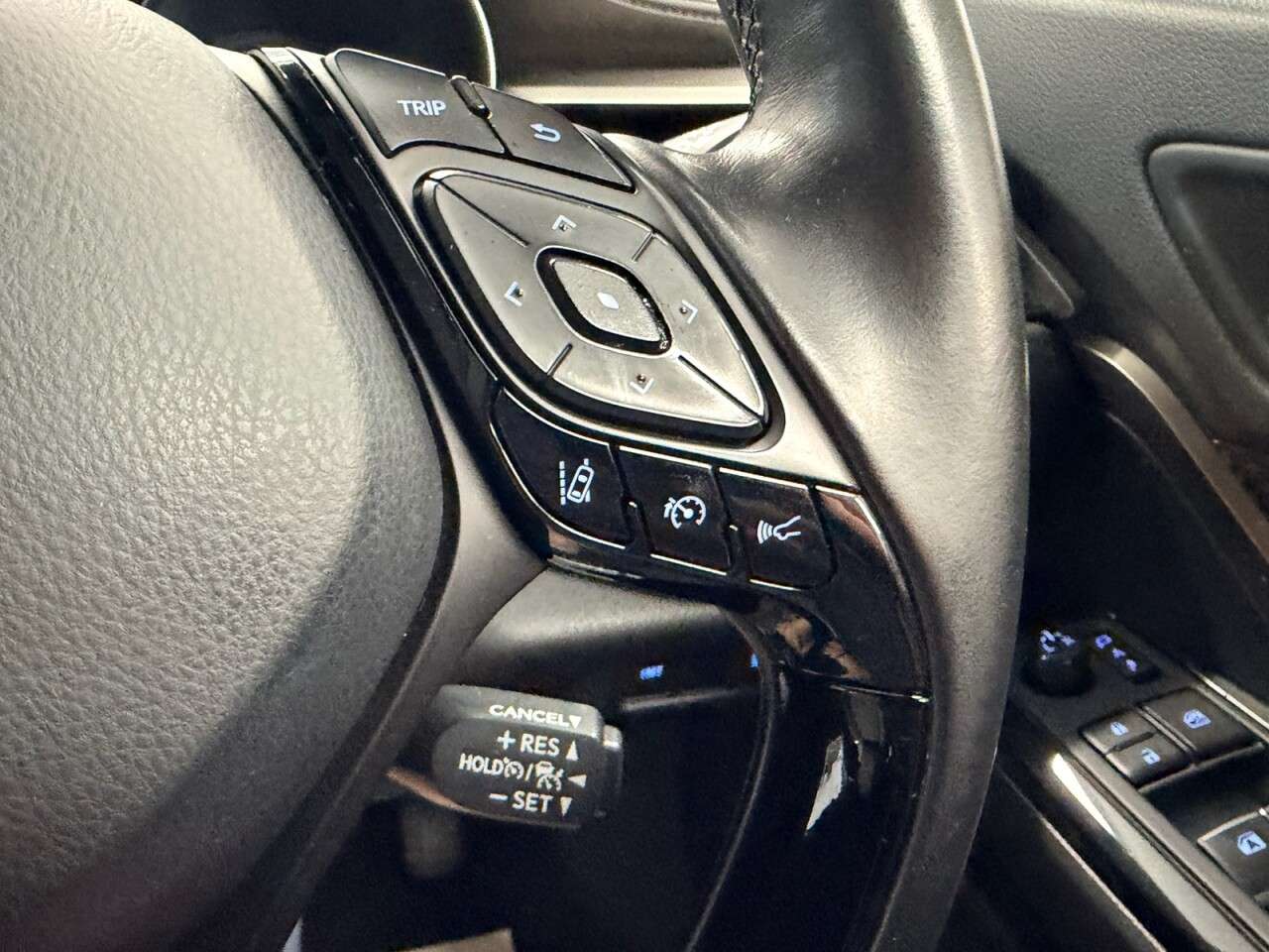 2018 TOYOTA C-HR 2018 TOYOTA C-HR