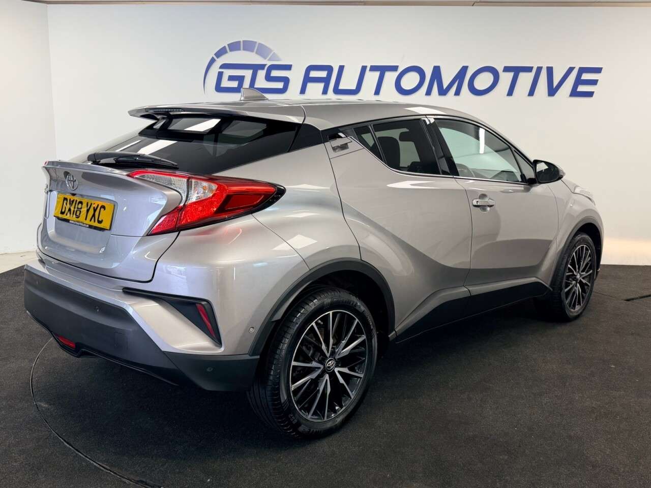 2018 TOYOTA C-HR 2018 TOYOTA C-HR