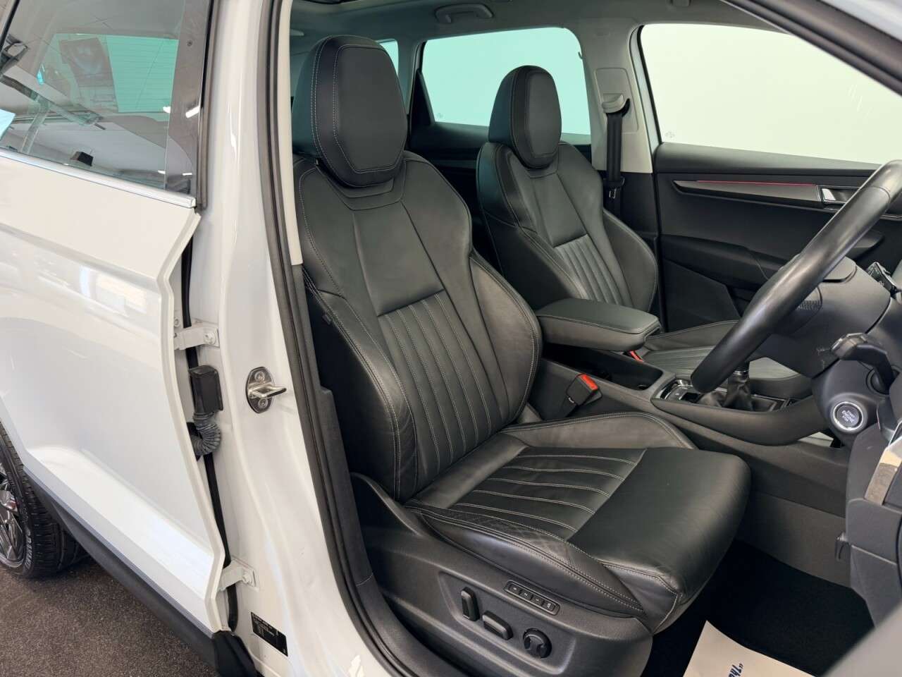 2020 SKODA KAROQ 2020 SKODA KAROQ