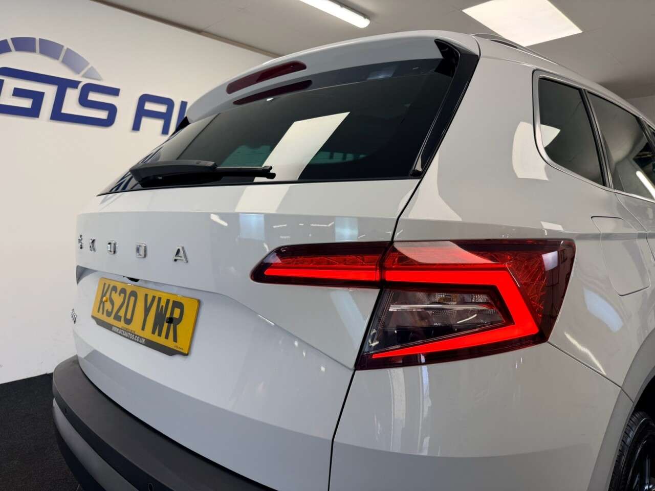 2020 SKODA KAROQ 2020 SKODA KAROQ