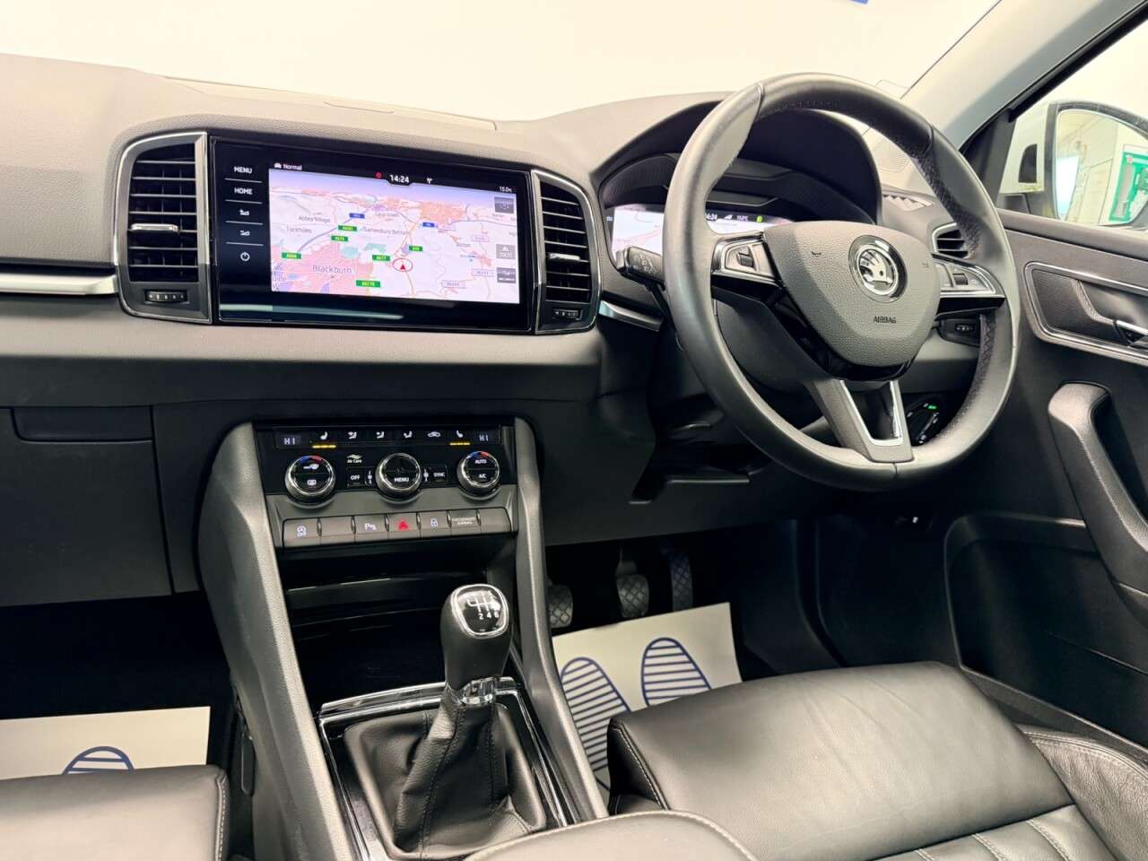 2020 SKODA KAROQ 2020 SKODA KAROQ