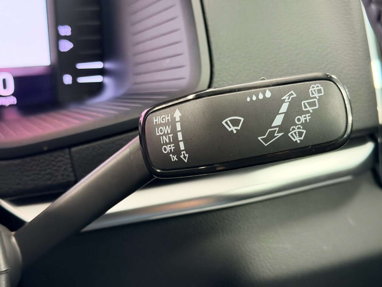 2020 SKODA KAROQ 2020 SKODA KAROQ