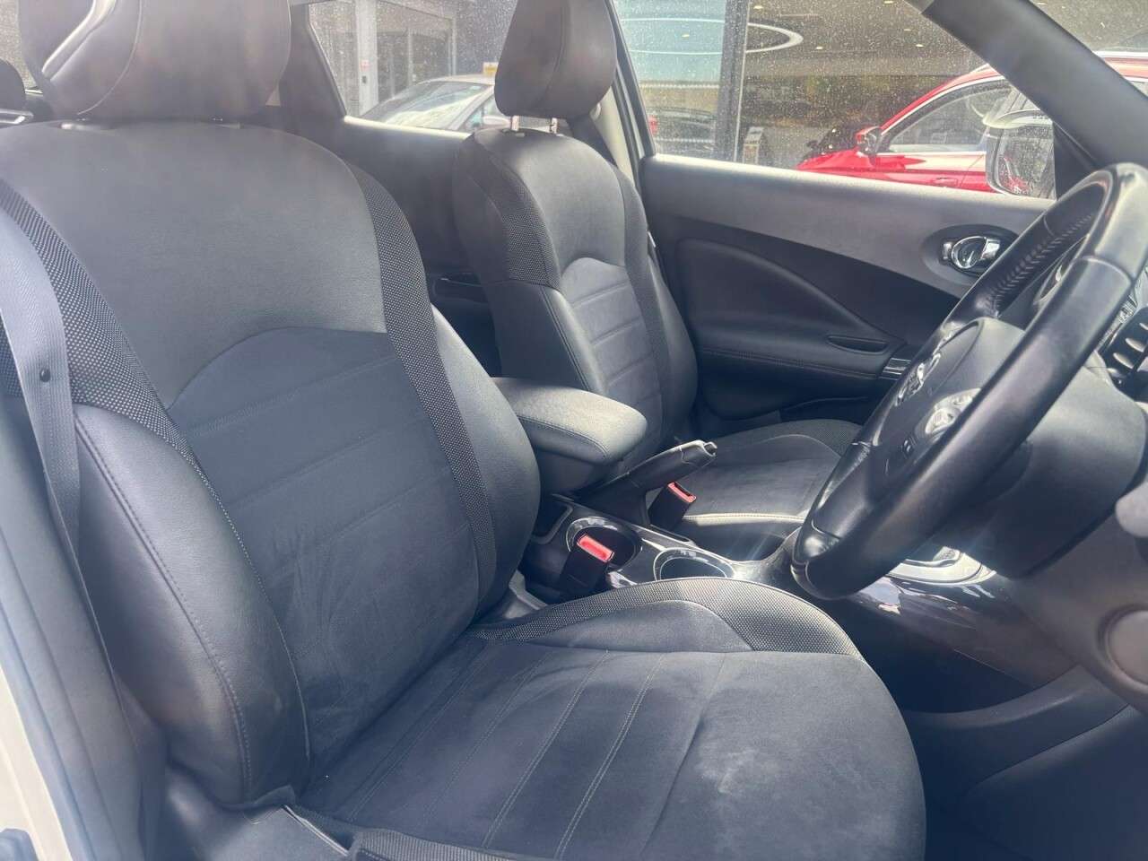 A 2019 NISSAN JUKE 1.6 BOSE PERSONAL EDITION 115 BHP + SAT NAV + REAR CAMERA SIX MONTH WARRANT A 2019 NISSAN JUKE 1.6 BOSE PERSONAL EDITION 115 BHP + SAT NAV + REAR CAMERA SIX MONTH WARRANT