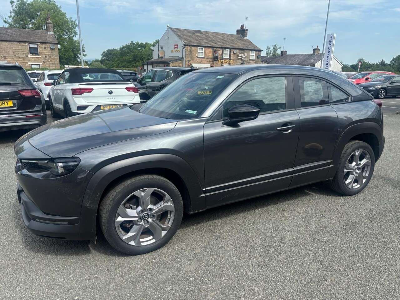 A 2021 MAZDA MX-30 35.5kWh SE-L LUX ELECTRIC AUTO 145 BHP + APPLE CAR PLAY + REAR CAMERA A 2021 MAZDA MX-30 35.5kWh SE-L LUX ELECTRIC AUTO 145 BHP + APPLE CAR PLAY + REAR CAMERA
