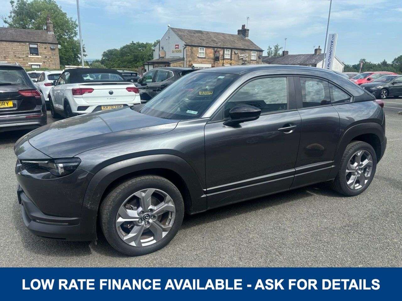 A 2021 MAZDA MX-30 35.5kWh SE-L LUX ELECTRIC AUTO 145 BHP + APPLE CAR PLAY + REAR CAMERA A 2021 MAZDA MX-30 35.5kWh SE-L LUX ELECTRIC AUTO 145 BHP + APPLE CAR PLAY + REAR CAMERA