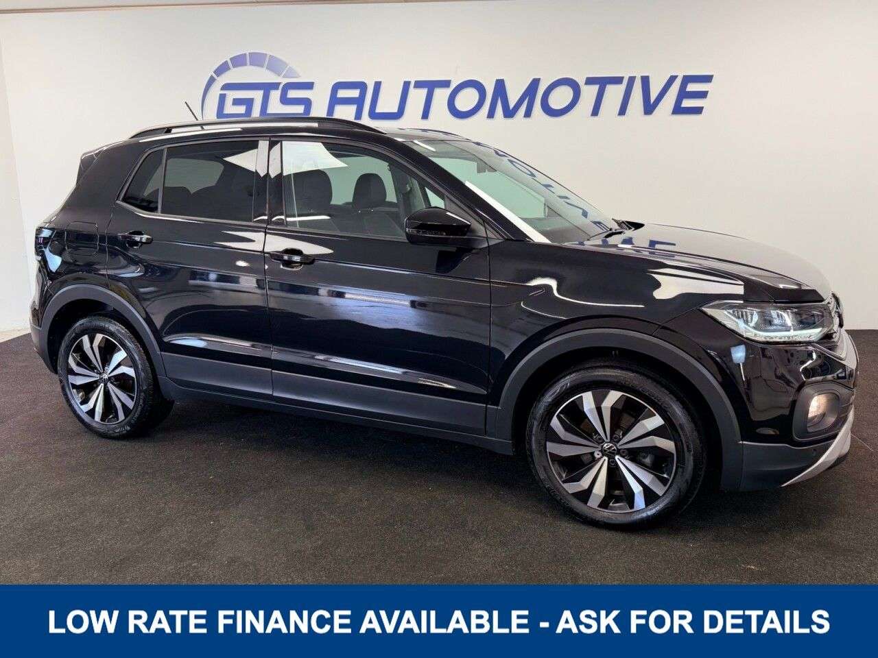 A 2024 VOLKSWAGEN T-CROSS 1.0 TSI BLACK EDITION DSG AUTO 110 BHP + APPLE CAR PLAY + PARKING SENSORS S A 2024 VOLKSWAGEN T-CROSS 1.0 TSI BLACK EDITION DSG AUTO 110 BHP + APPLE CAR PLAY + PARKING SENSORS S