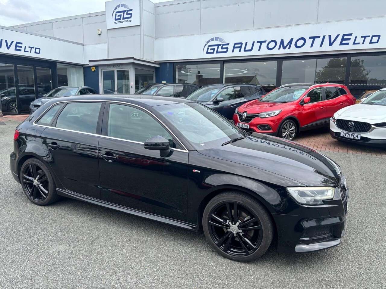 A 2019 AUDI A3 SPORTBACK 1.0 TFSI 30 S-LINE FIVE DOOR 115 BHP + SAT NAV + PARKING SENSORS A 2019 AUDI A3 SPORTBACK 1.0 TFSI 30 S-LINE FIVE DOOR 115 BHP + SAT NAV + PARKING SENSORS