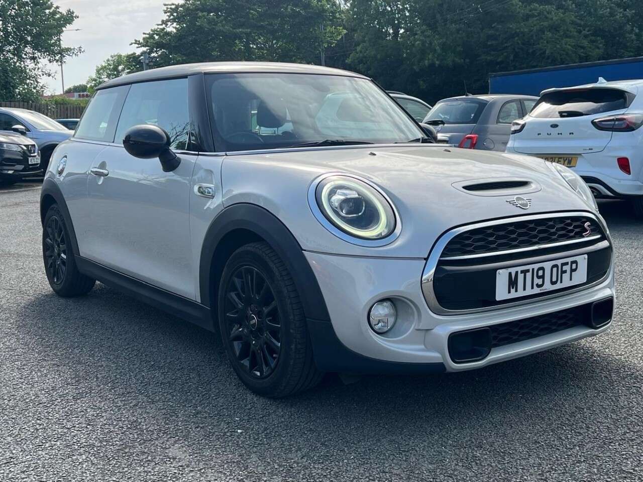 A 2019 MINI HATCH 2.0 COOPER S CLASSIC 192 BHP A 2019 MINI HATCH 2.0 COOPER S CLASSIC 192 BHP