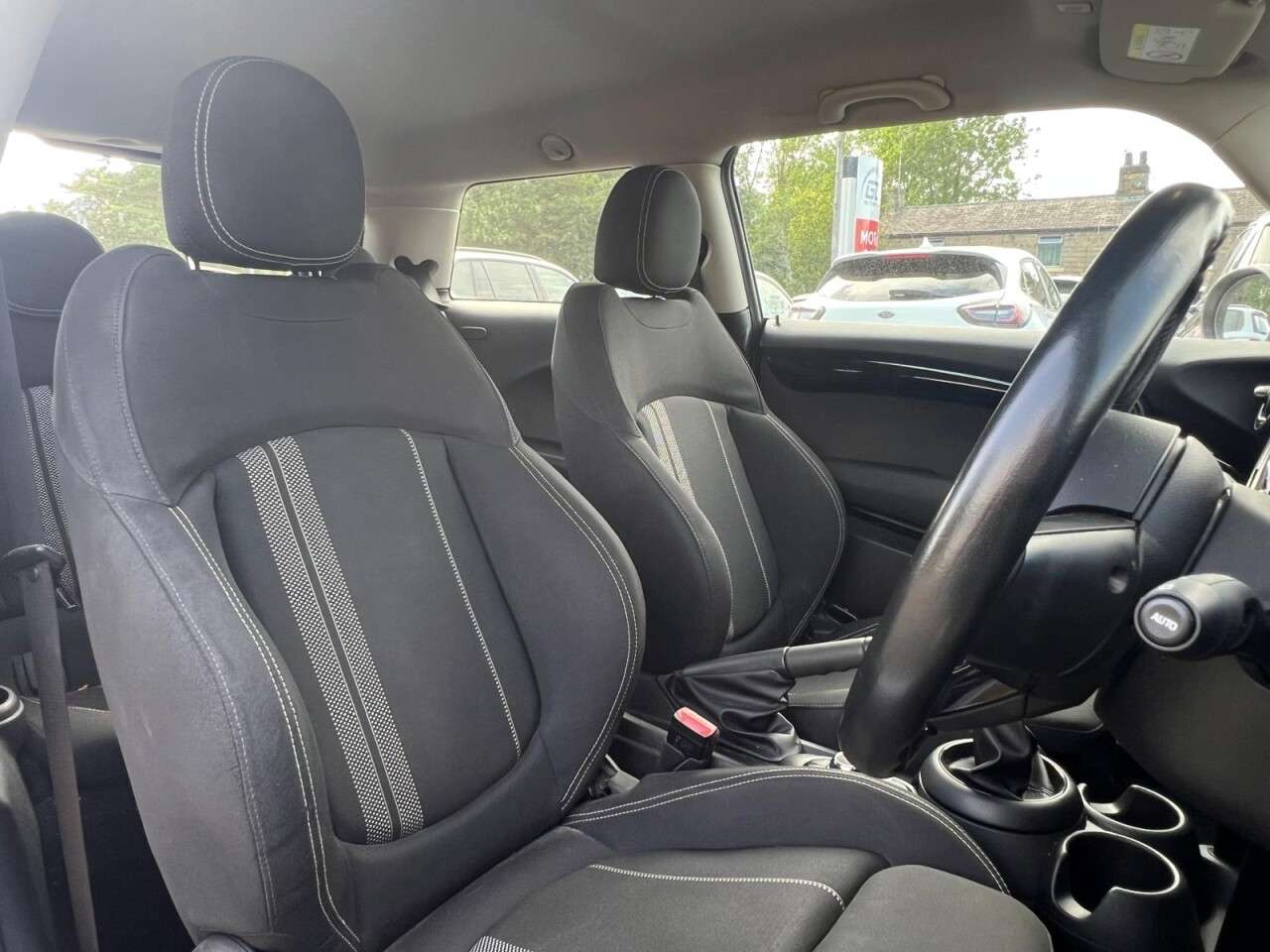 A 2019 MINI HATCH 2.0 COOPER S CLASSIC 192 BHP A 2019 MINI HATCH 2.0 COOPER S CLASSIC 192 BHP