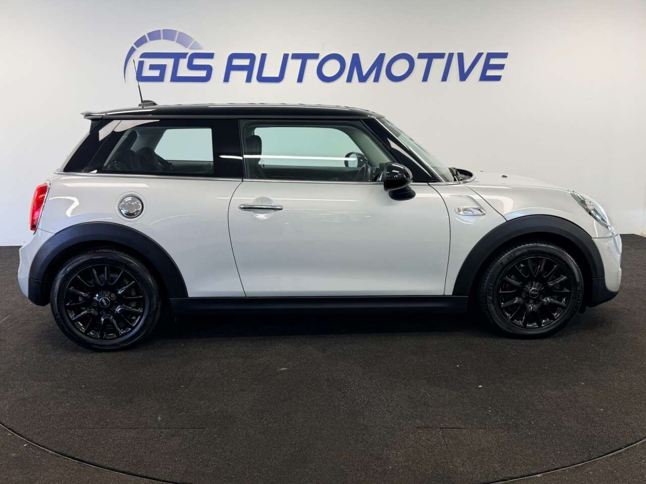 2019 MINI HATCH 2019 MINI HATCH
