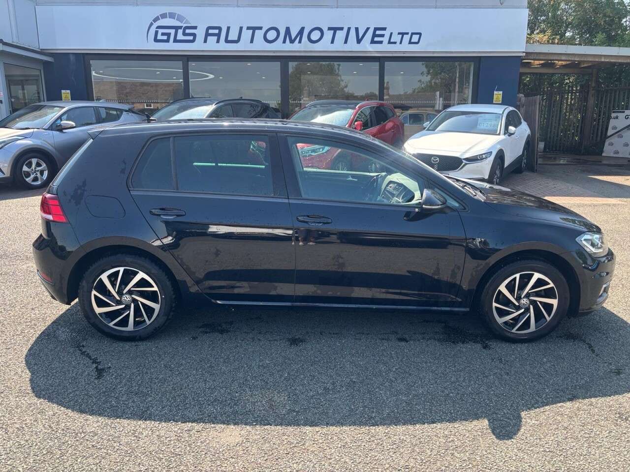 2019 VOLKSWAGEN GOLF 2019 VOLKSWAGEN GOLF