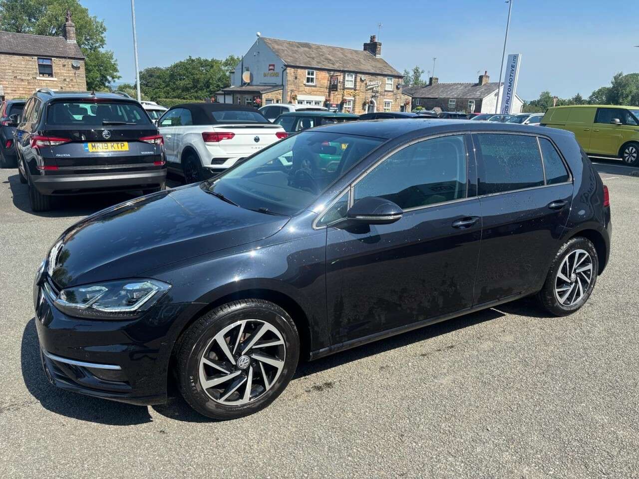 2019 VOLKSWAGEN GOLF 2019 VOLKSWAGEN GOLF