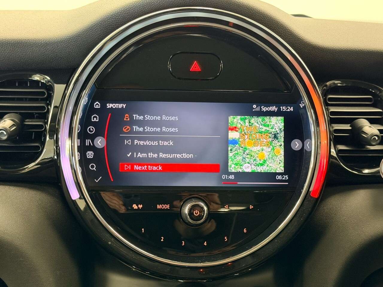 A 2021 MINI HATCH 1.5 COOPER CLASSIC THREE DOOR 135 BHP + BLUETOOTH + ALLOYS SIX MONTH WARRAN A 2021 MINI HATCH 1.5 COOPER CLASSIC THREE DOOR 135 BHP + BLUETOOTH + ALLOYS SIX MONTH WARRAN