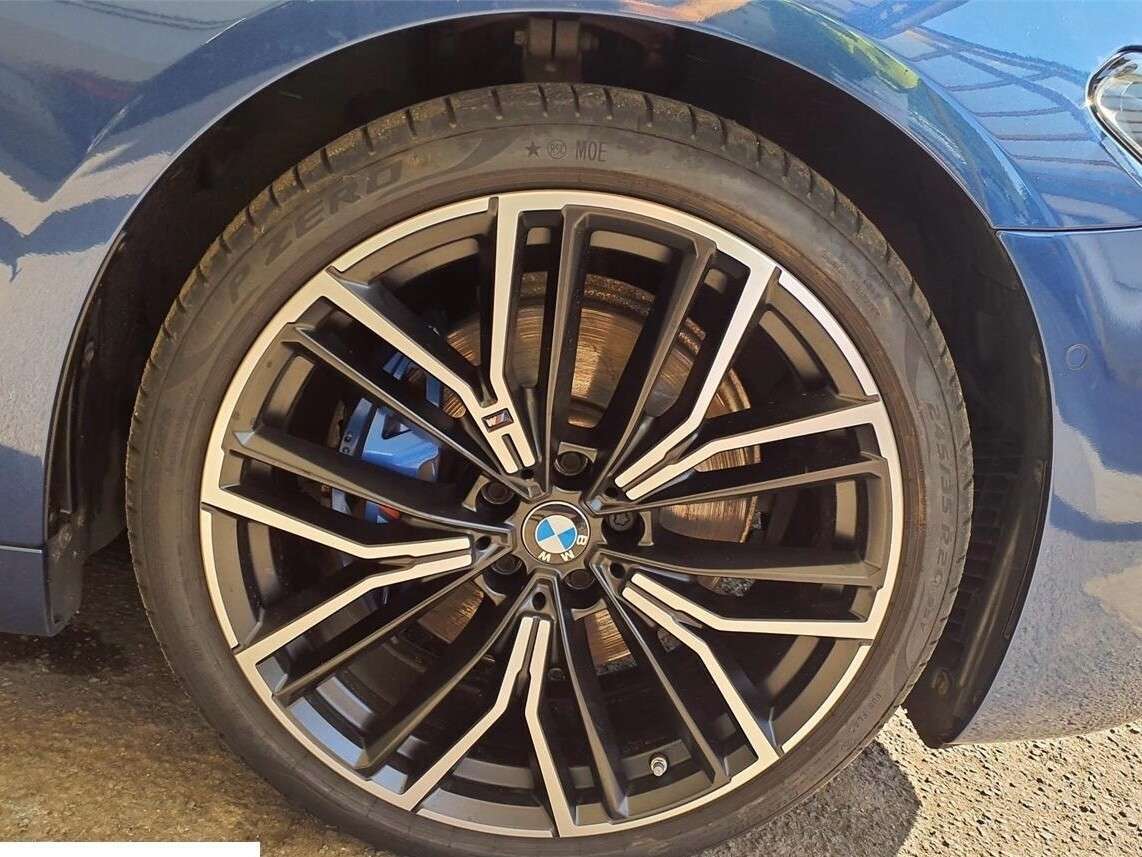 A 2023 BMW 5 SERIES TOURING 520d MHT M-SPORT PRO PACK HYBRID STEPTRONIC xDRIVE 4WD190 BHP A 2023 BMW 5 SERIES TOURING 520d MHT M-SPORT PRO PACK HYBRID STEPTRONIC xDRIVE 4WD190 BHP