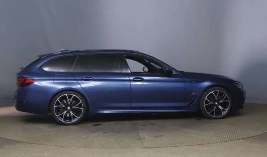 2023 BMW 5 SERIES TOURING 2023 BMW 5 SERIES TOURING