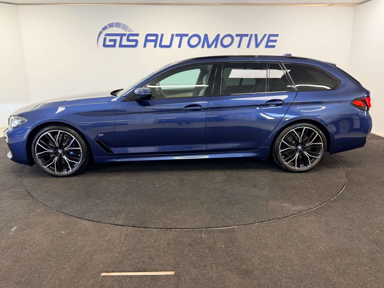 2023 BMW 5 SERIES TOURING 2023 BMW 5 SERIES TOURING