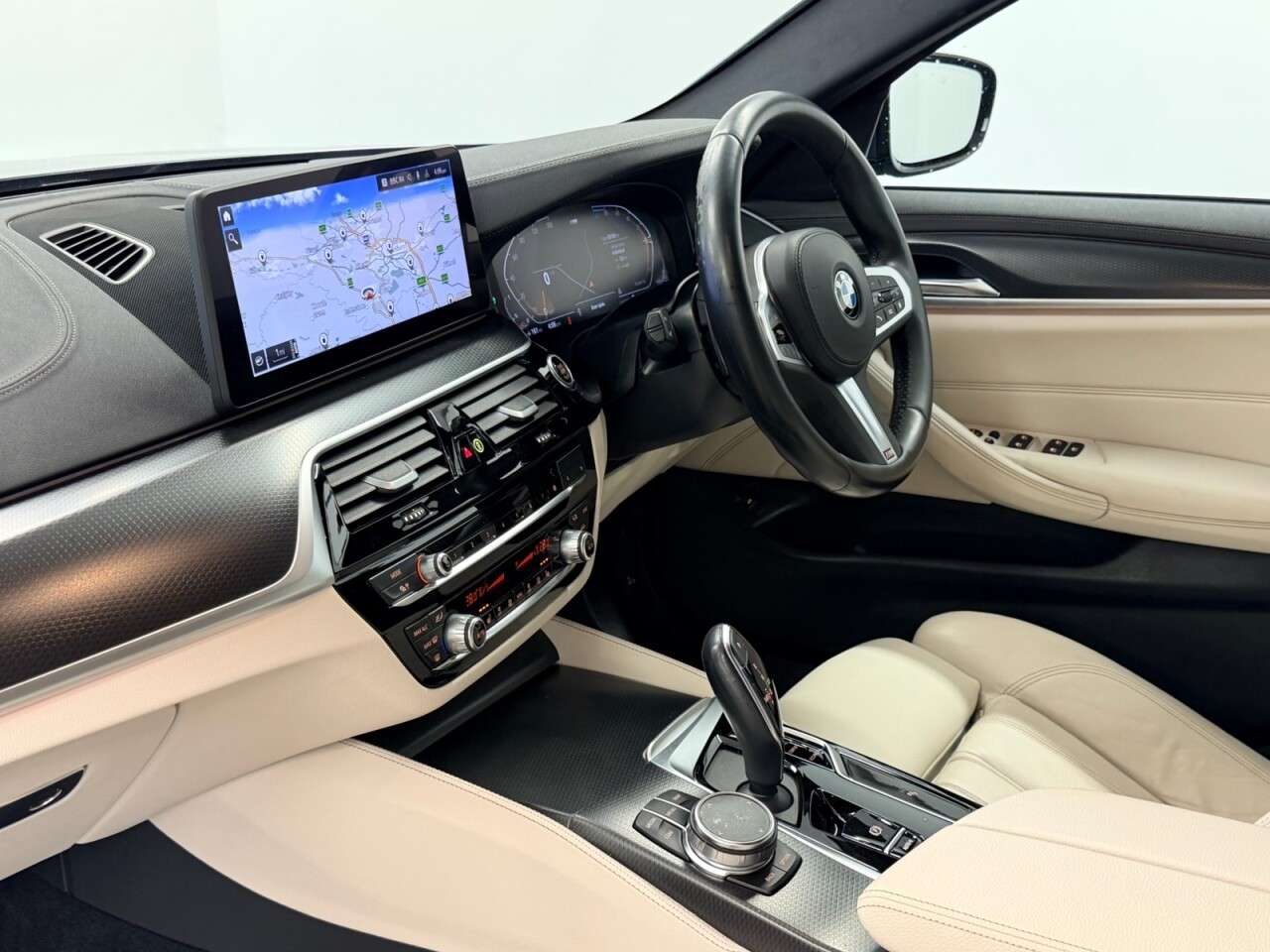 2023 BMW 5 SERIES TOURING 2023 BMW 5 SERIES TOURING