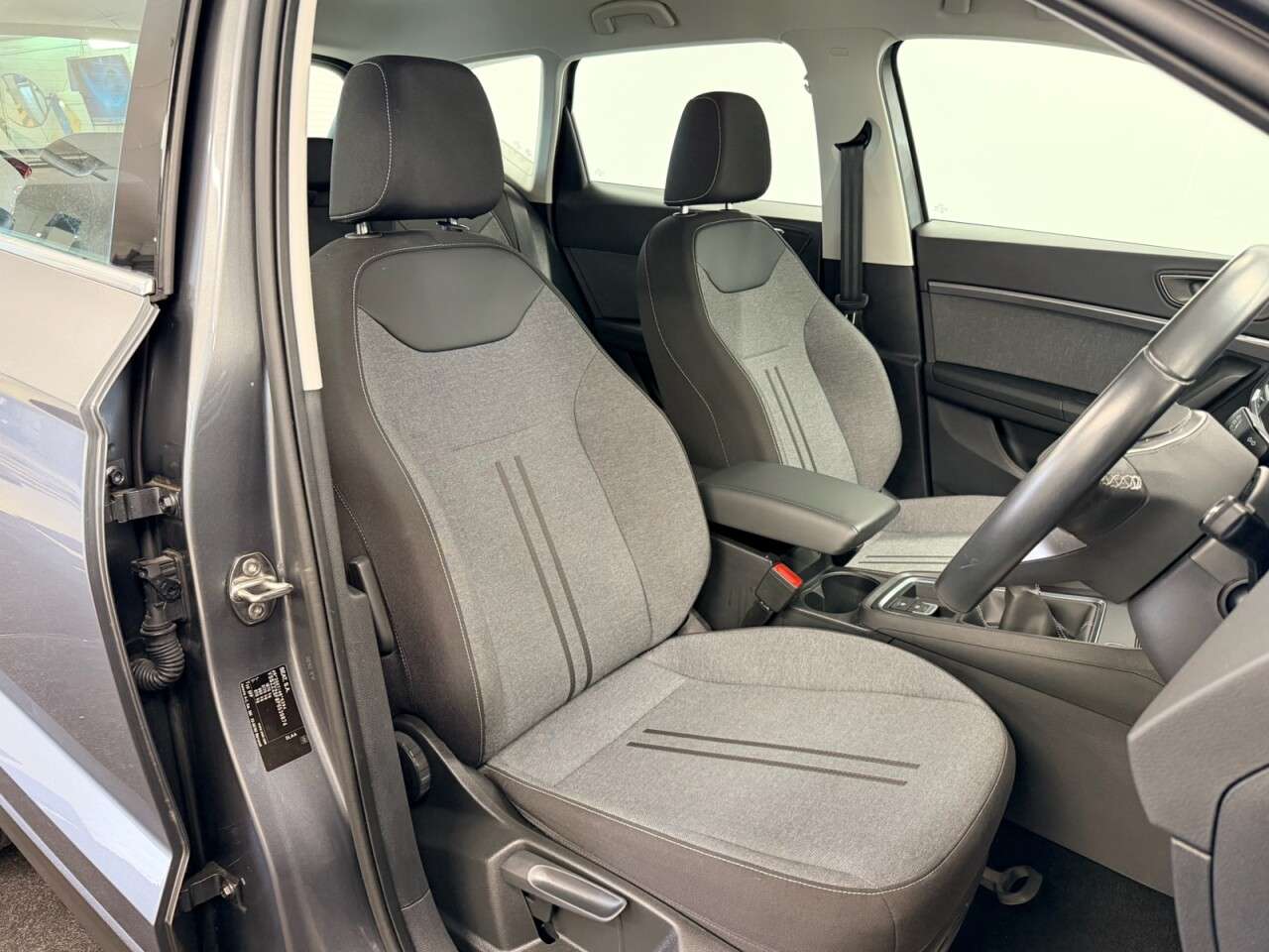 A 2023 SEAT ATECA 1.0 TSI SE TECHNOLOGY 110 BHP + SAT NAV + PARKING SENSORS SIX MONTH WARRANT A 2023 SEAT ATECA 1.0 TSI SE TECHNOLOGY 110 BHP + SAT NAV + PARKING SENSORS SIX MONTH WARRANT