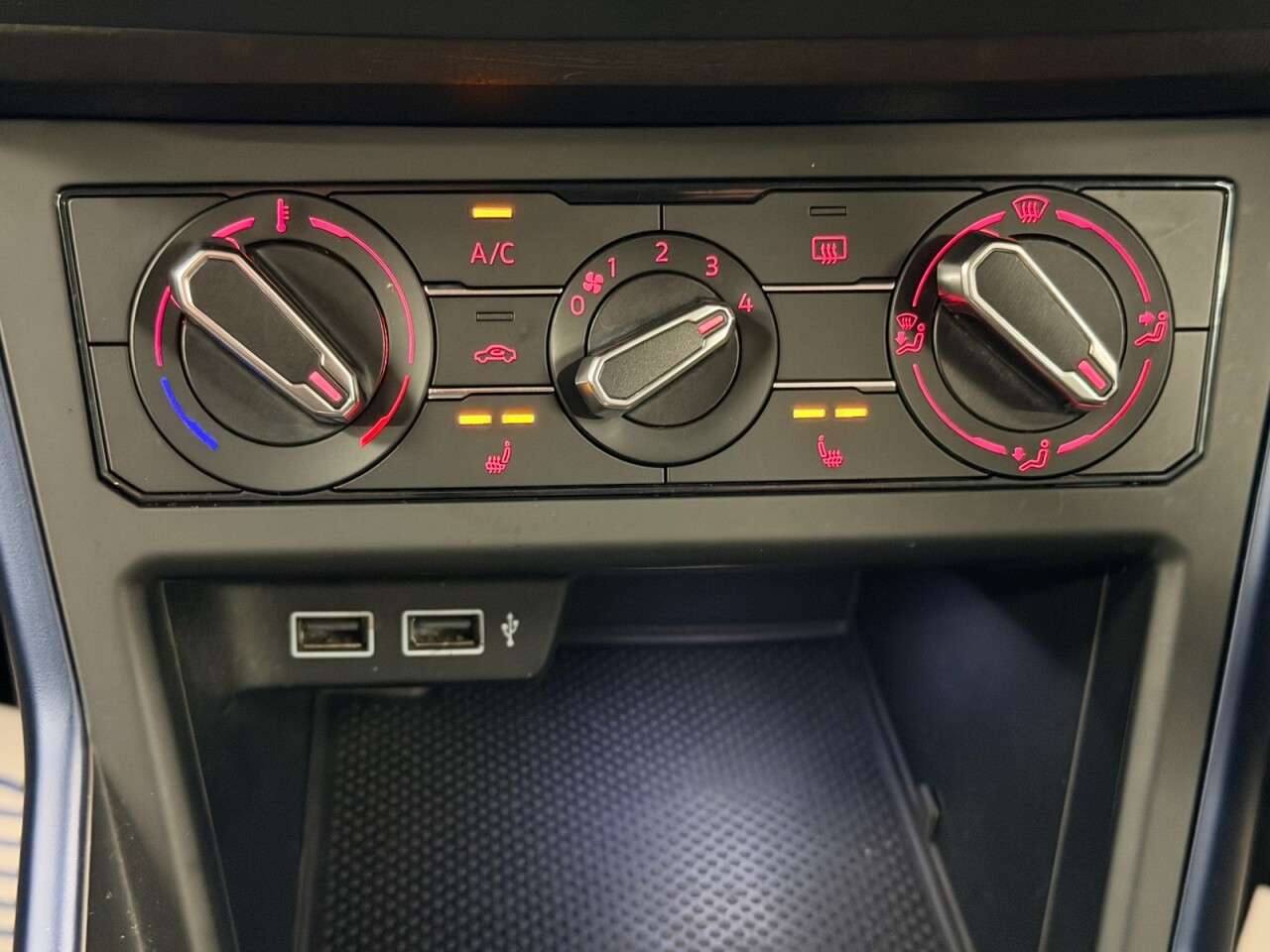 2020 VOLKSWAGEN POLO 2020 VOLKSWAGEN POLO